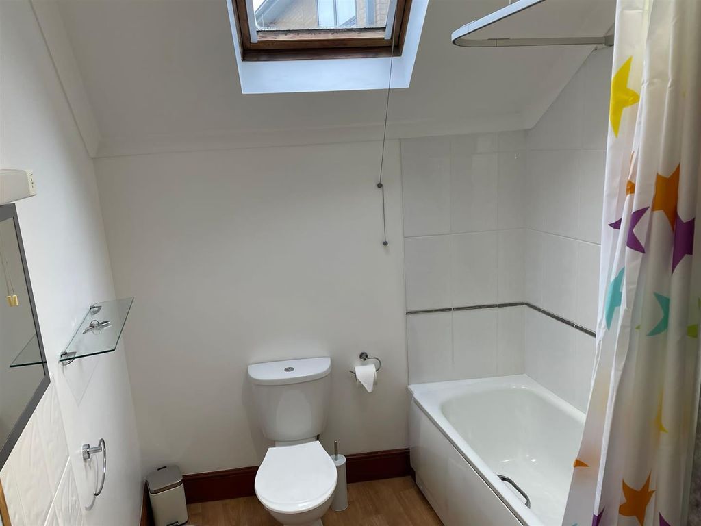 Property photo 3 of 7 Lsda8110.Jpg