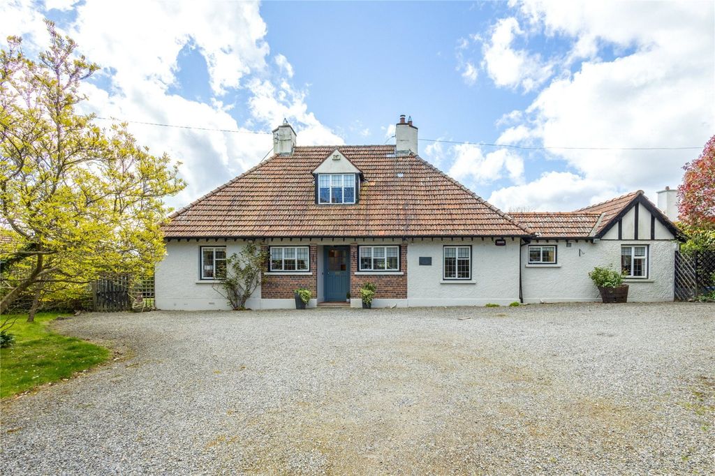 Property photo 2 of 43 Picture No. 02