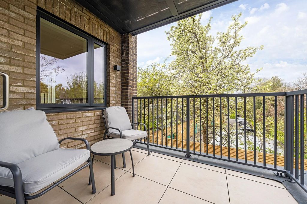 Property photo 3 of 21 Terrace 1.Jpg