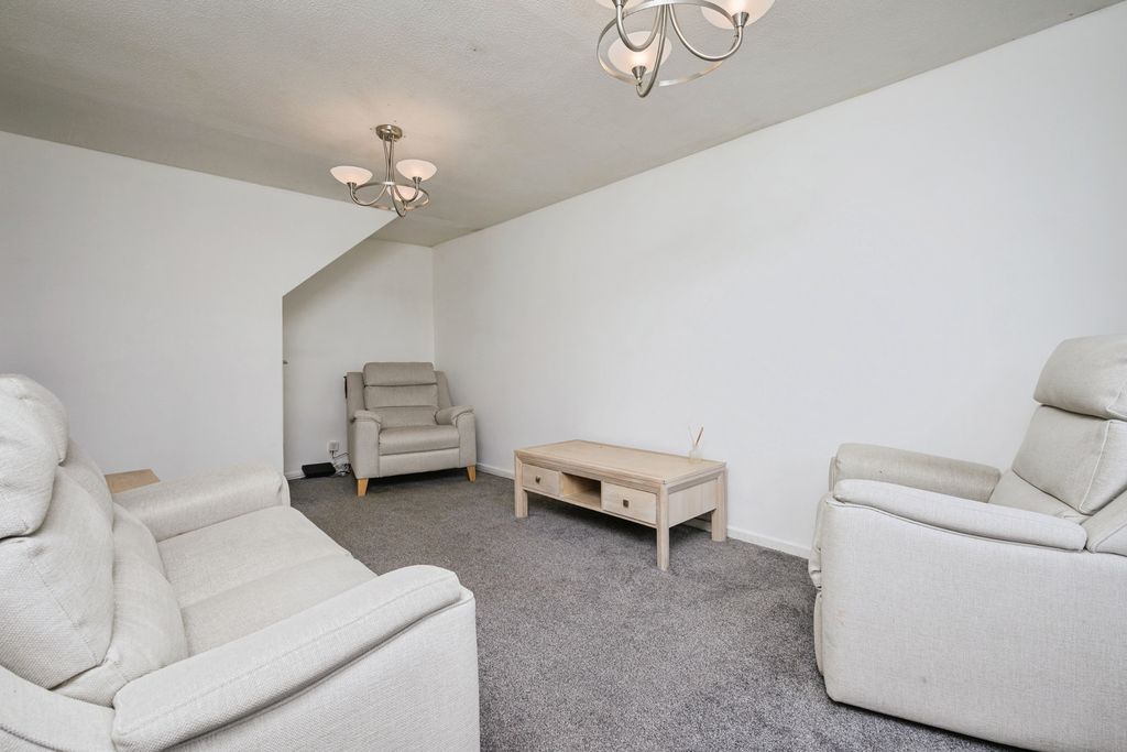 Property photo 2 of 19 Pbox-Img.Jpg