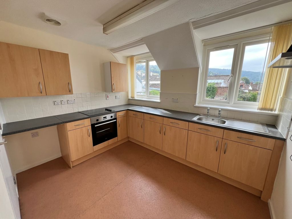 Property photo 2 of 13 Picture No. 02