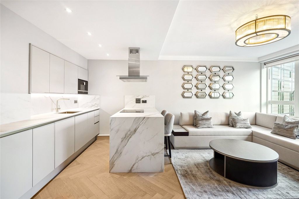 Property photo 2 of 13 Picture No. 37