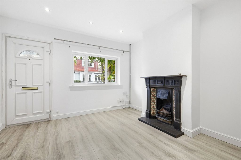 Property photo 2 of 11 Picture No. 10