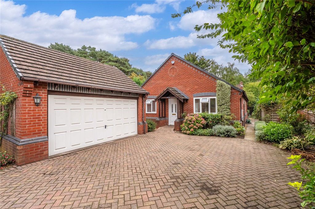 Property photo 1 of 33 Picture No. 10