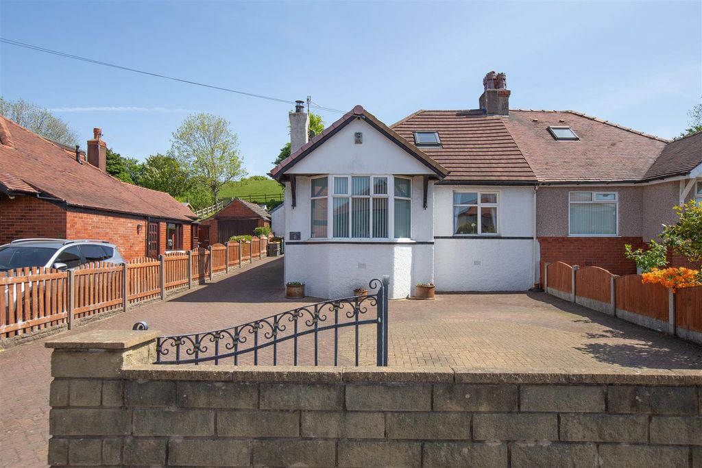 Property photo 1 of 29