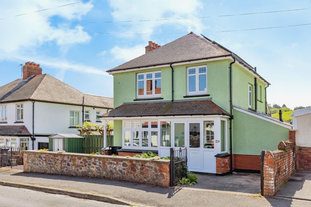 Property photo 1 of 21