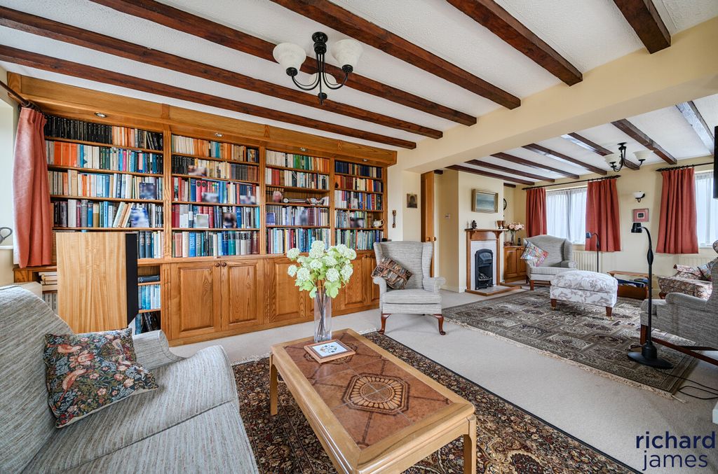 Property photo 2 of 18 E33951Da878247Bfa0Fc743E09d21cc6