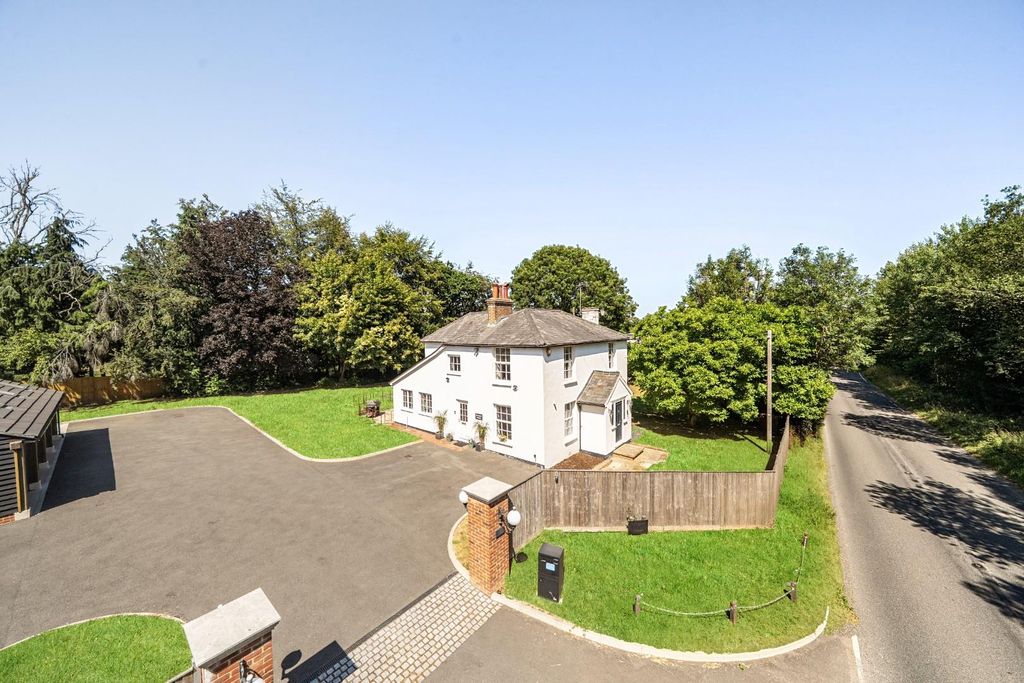 Property photo 1 of 39 1-6A6A474B5A249-1500228 (8)-1.Jpg