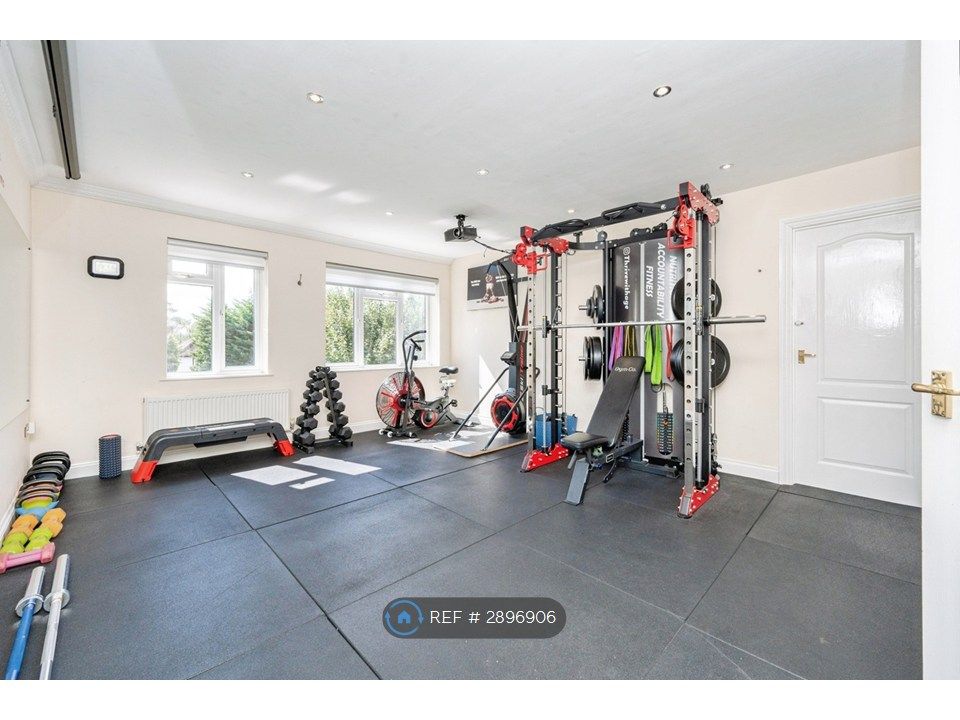 Property photo 3 of 18 Gym Room