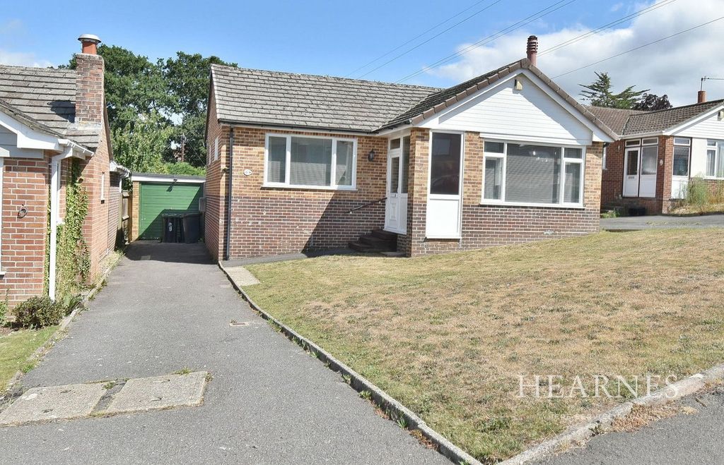 Property photo 1 of 12