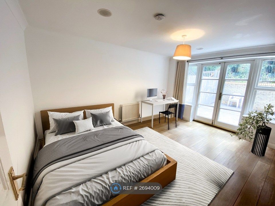 Property photo 3 of 13