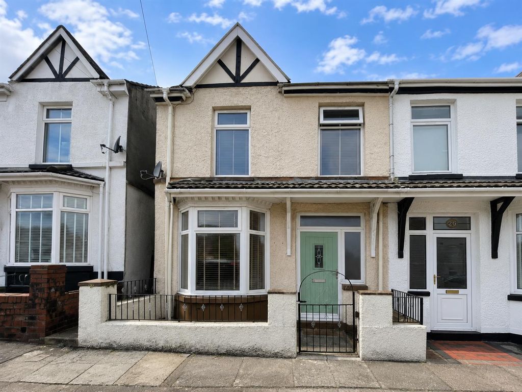 Property photo 1 of 26