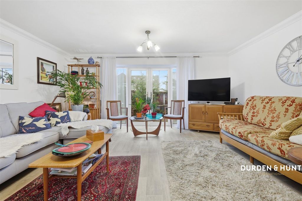 Property photo 2 of 18 Eastwood Old Road