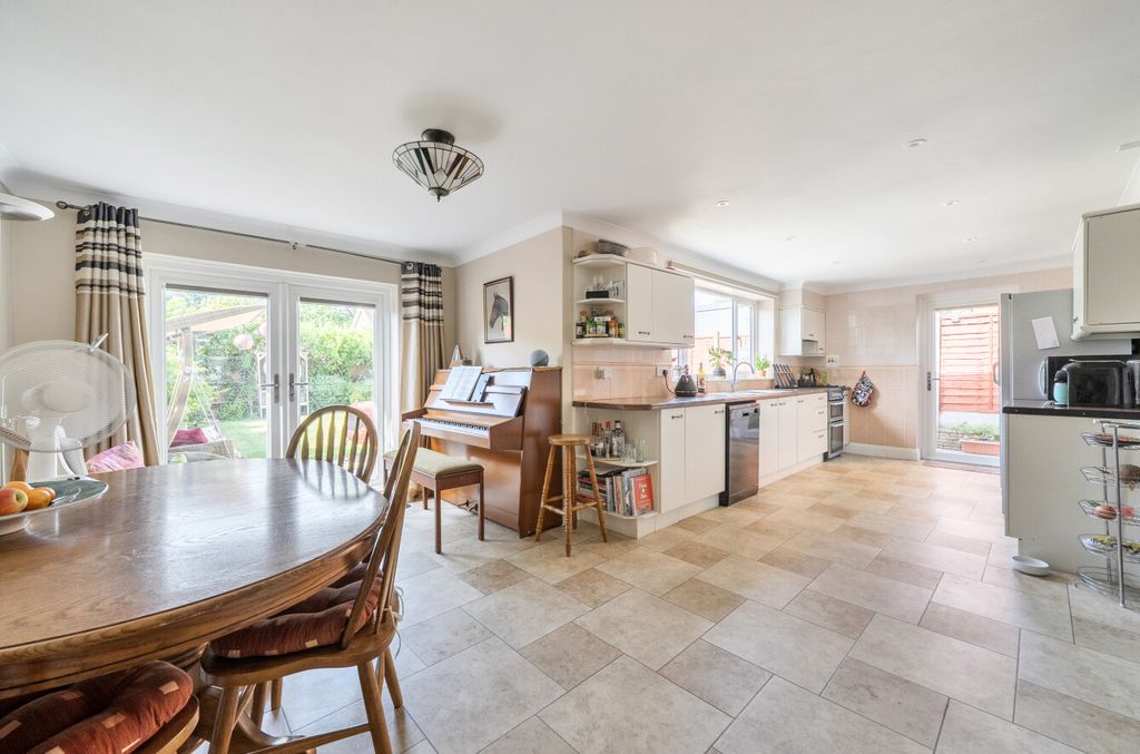 Property photo 3 of 25 1482043-21-6A3Ac0...