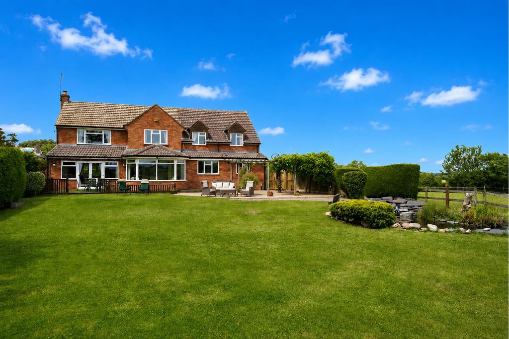 Property photo 1 of 53