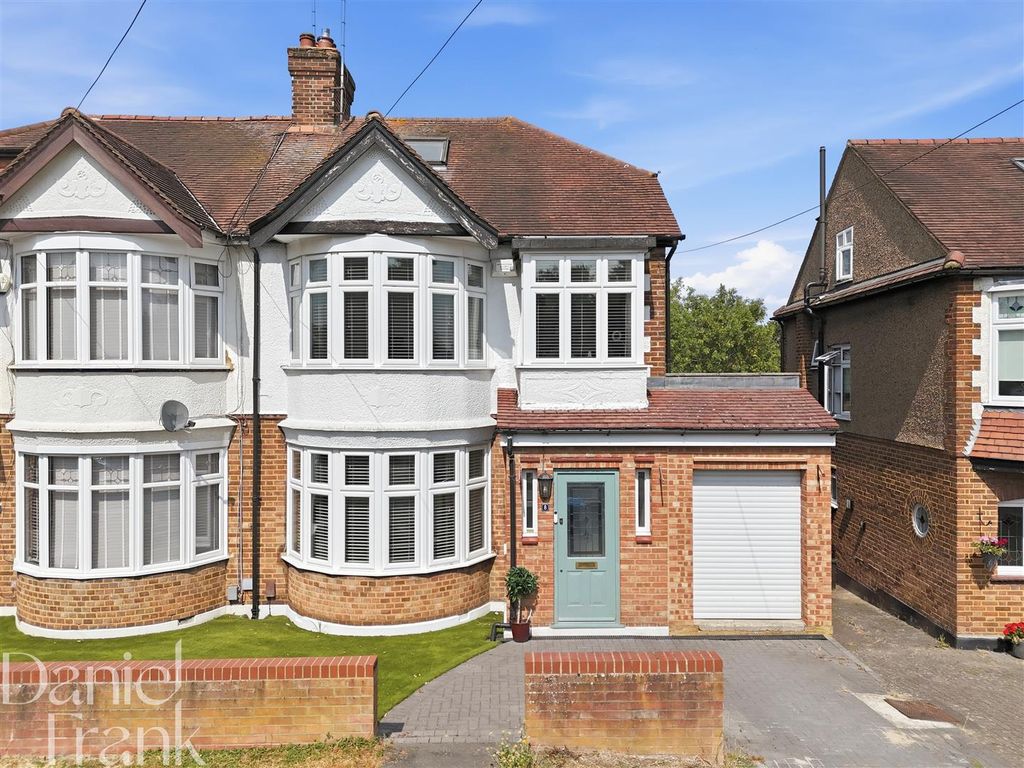 Property photo 1 of 39
