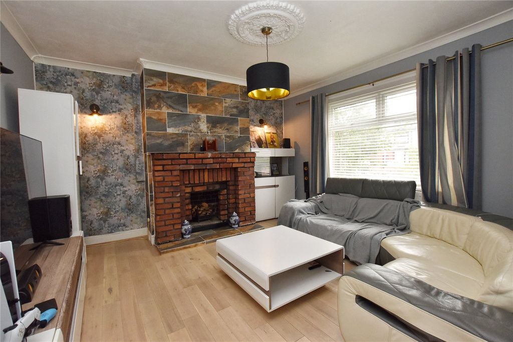 Property photo 2 of 17 Picture No. 10