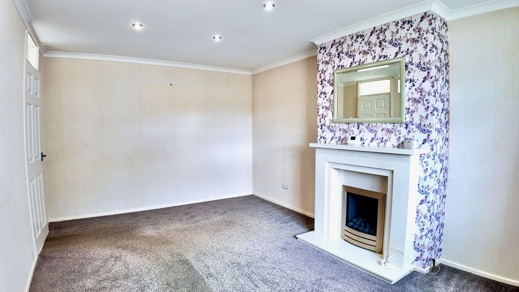 Additional image 9 of 2 bed semi-detached bungalow for saleRaglan Close, Blackwood NP12