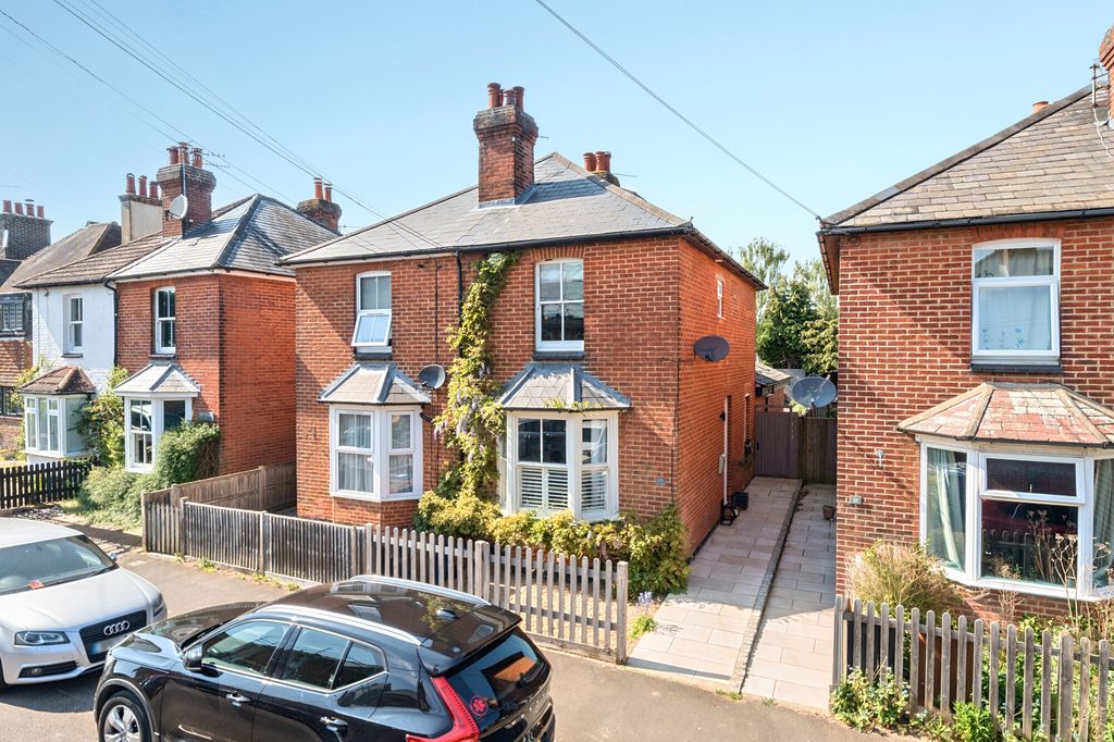 Property photo 1 of 12