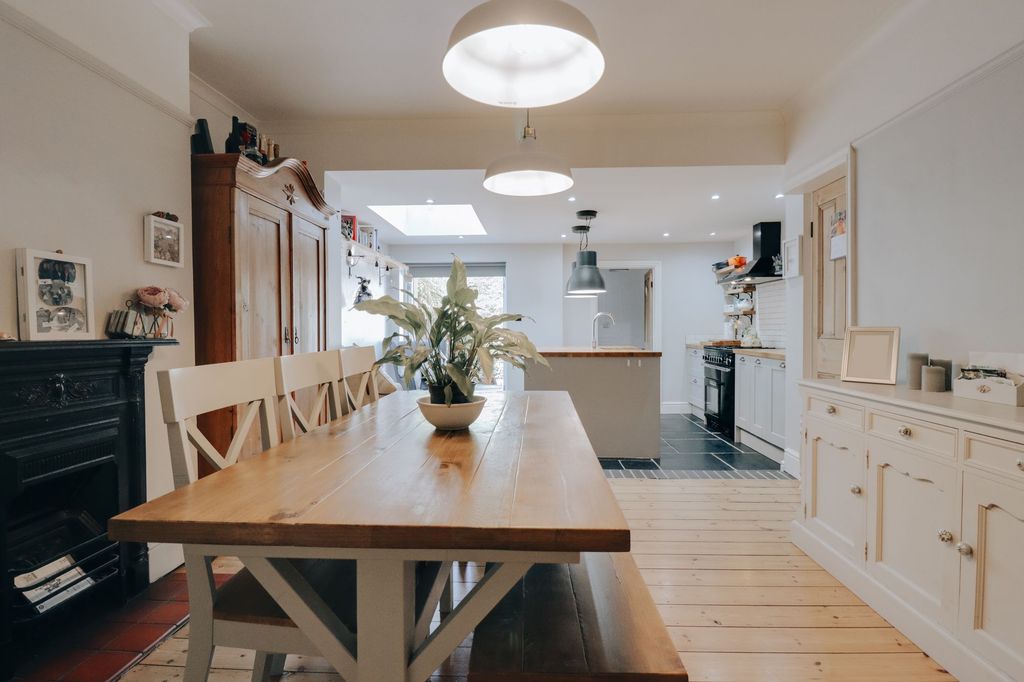 Property photo 1 of 14 Open-Plan Dining Room