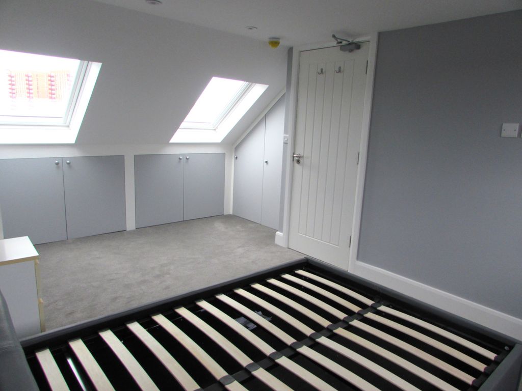 Property photo 2 of 3 Room