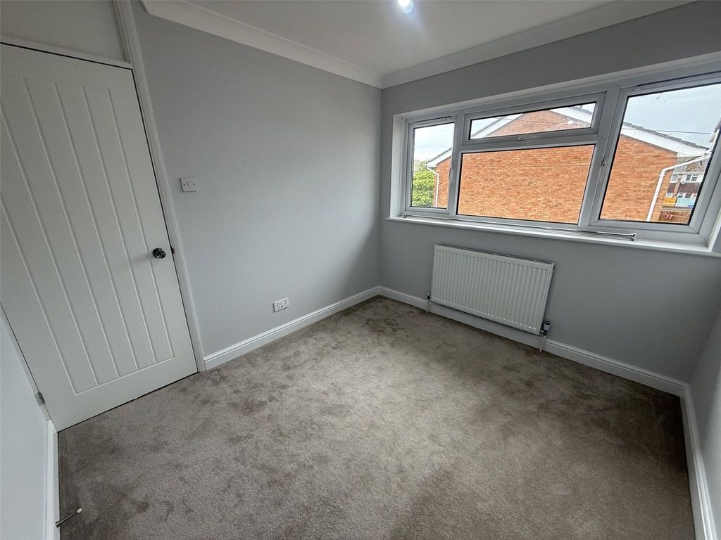 Property photo 3 of 4 Bedroom