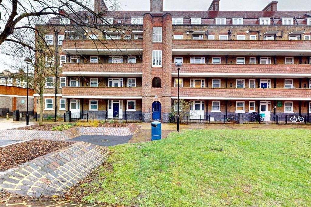 Property photo 1 of 7 Picture No. 06