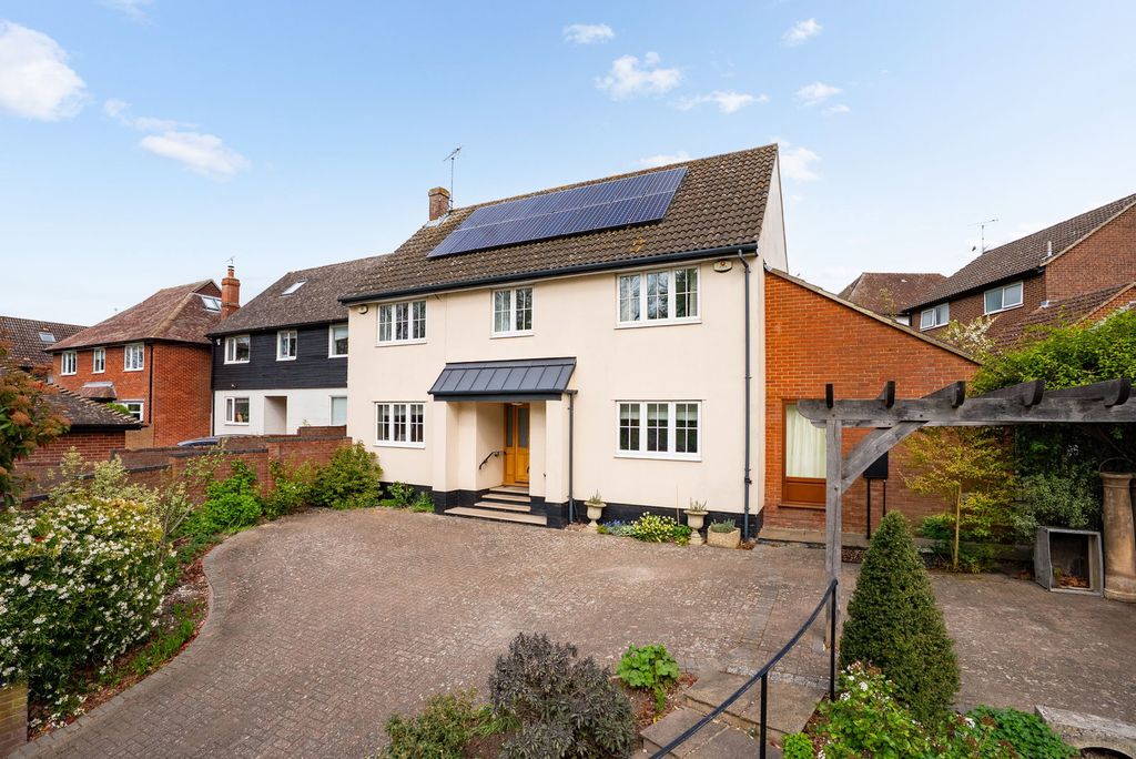 Property photo 1 of 25