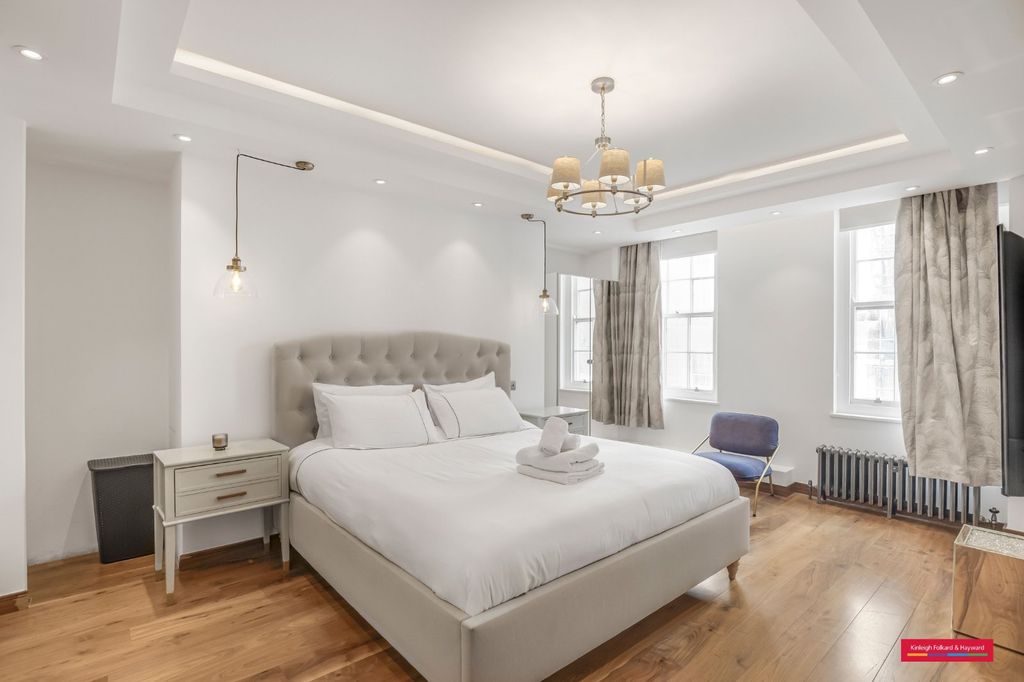 Property photo 3 of 22 Picture No. 25