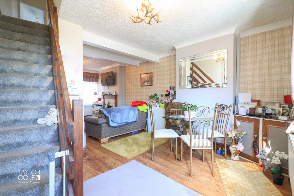 Property photo 3 of 18 3