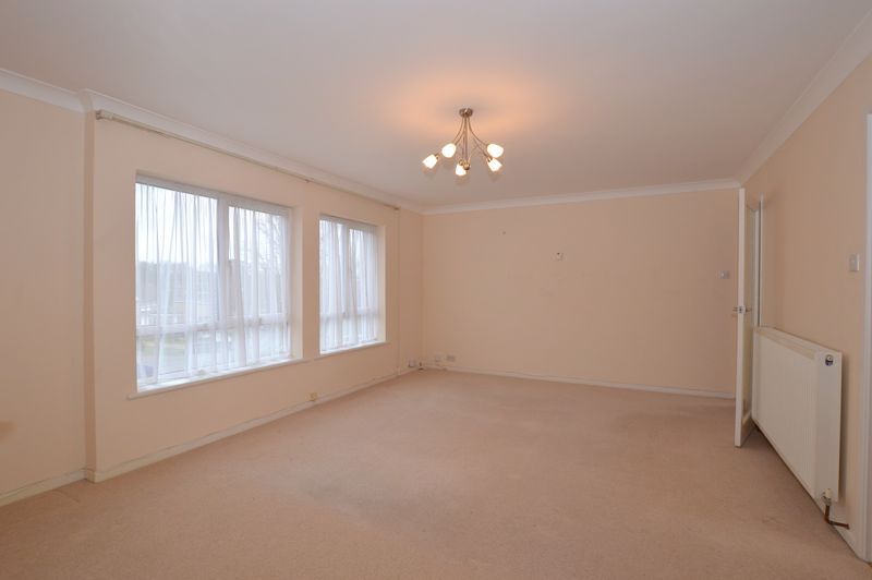 Property photo 3 of 11 Photo 1