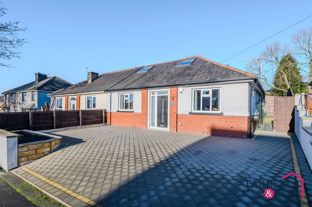 Property photo 1 of 45