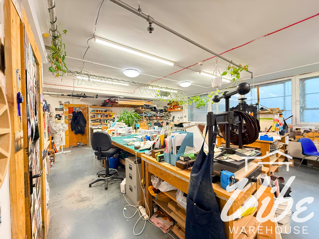 Property photo 2 of 6