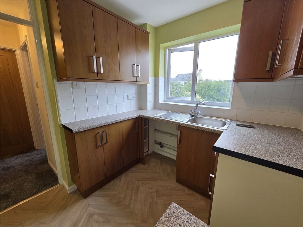 Property photo 3 of 12 3 - Picture No. 09