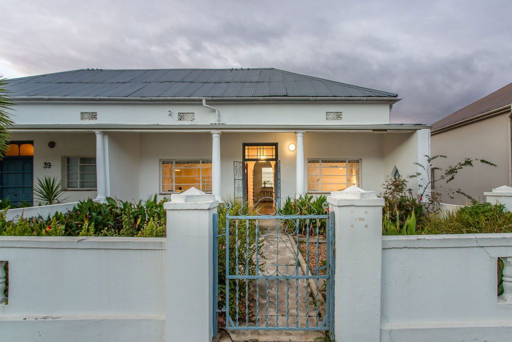 Property photo 2 of 19 Tk1744903