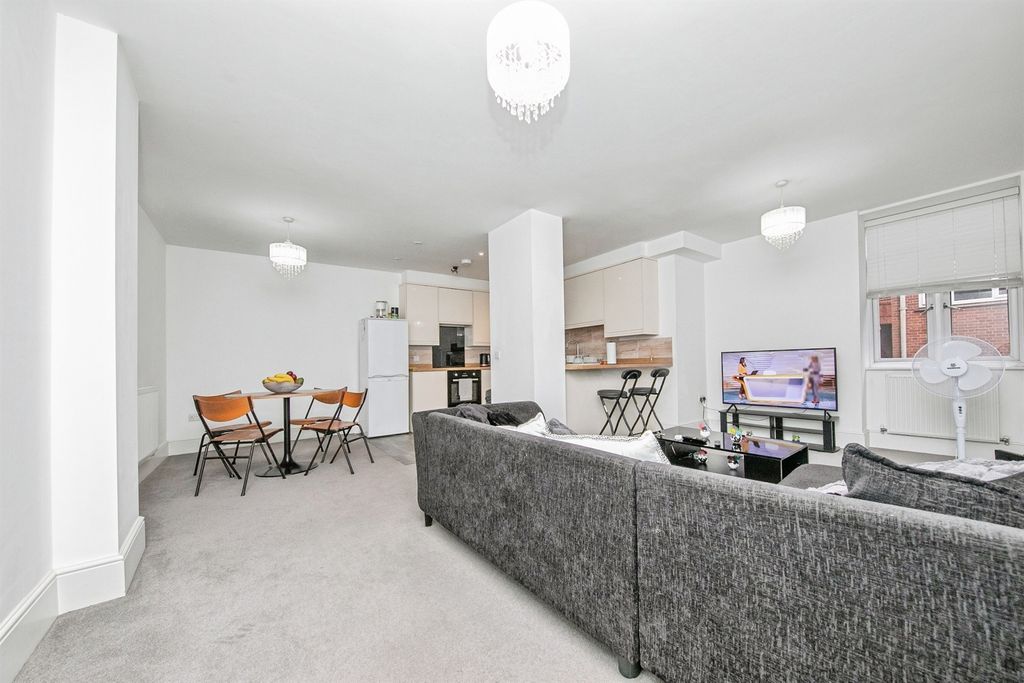 Property photo 2 of 15