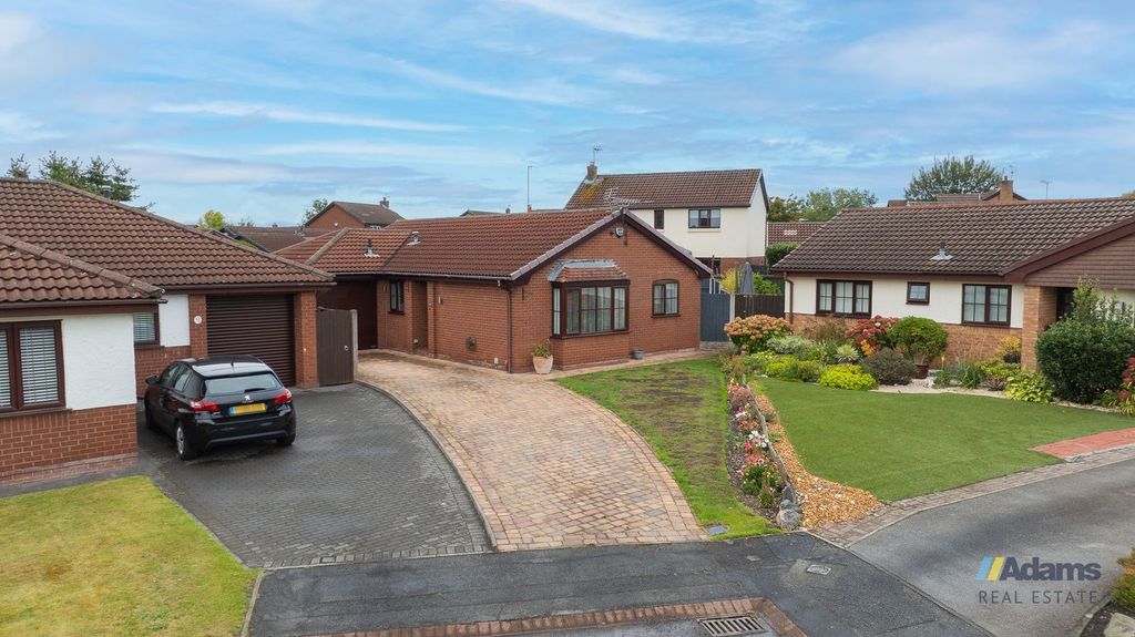 Property photo 1 of 34