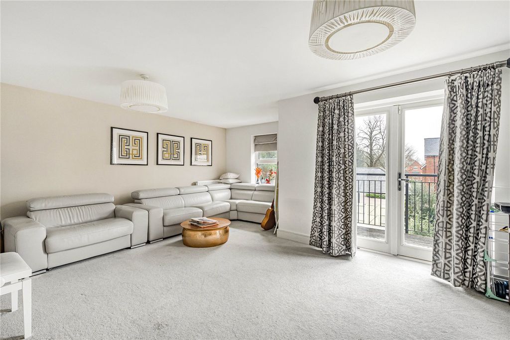 Property photo 2 of 38 Picture No. 39