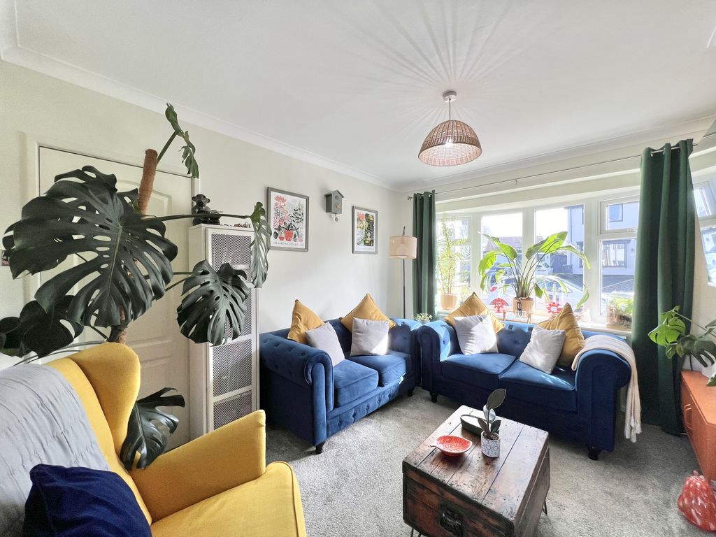 Property photo 3 of 20