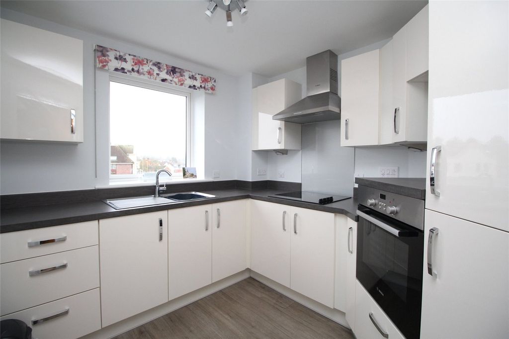 Property photo 3 of 15 Picture No. 07