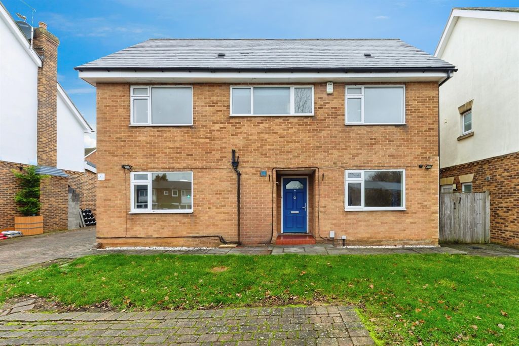 Property photo 1 of 21