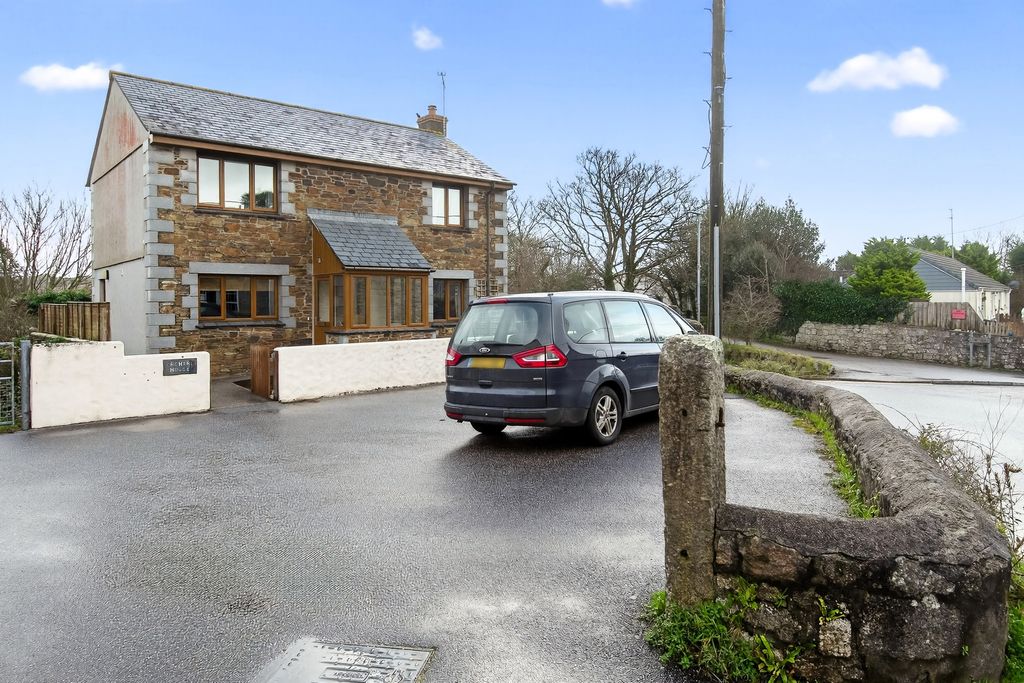 Property photo 2 of 20