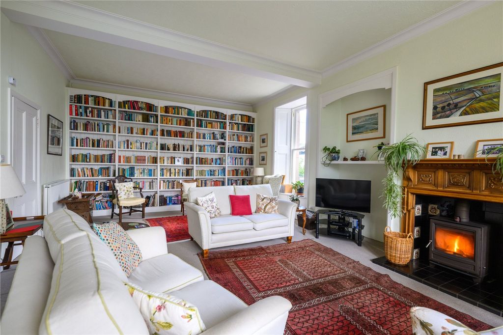 Property photo 3 of 24 Drawing Room