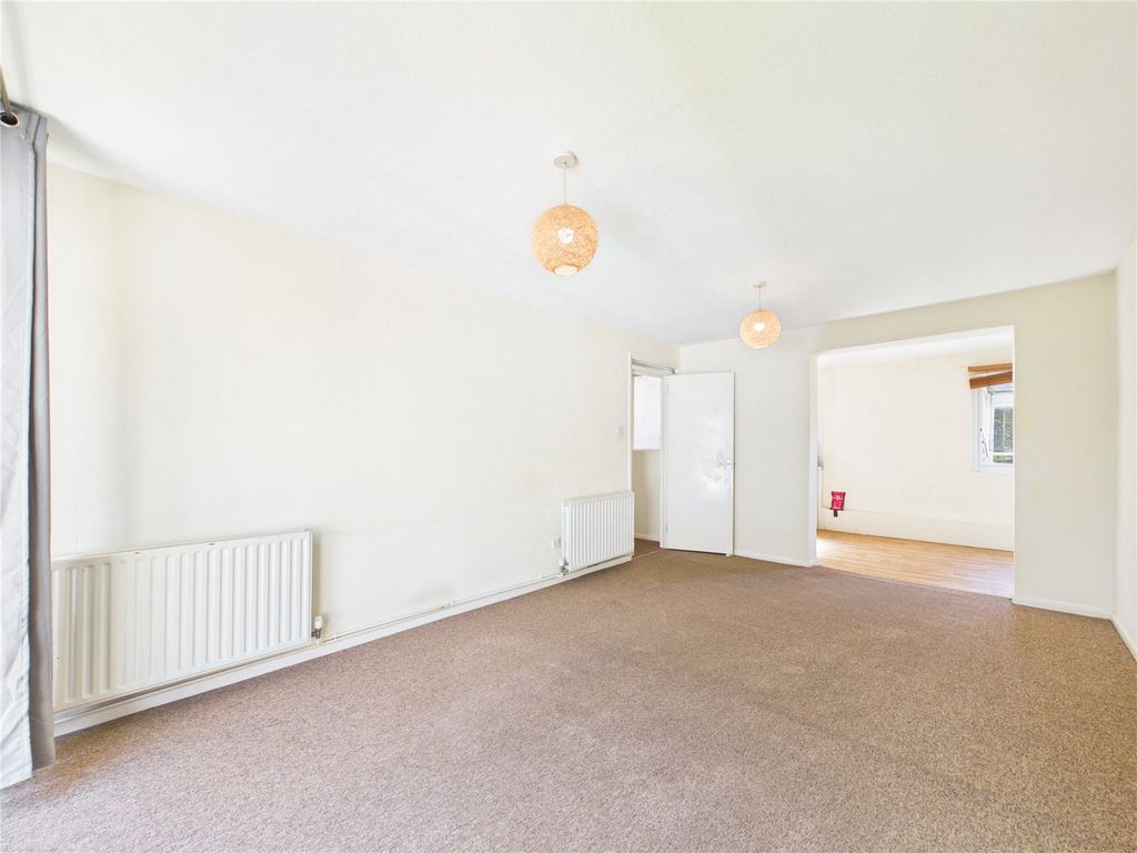 Property photo 3 of 12 Picture No. 20