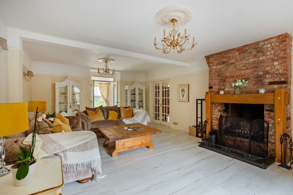 Property photo 2 of 25 83420_Seagry-Mill...