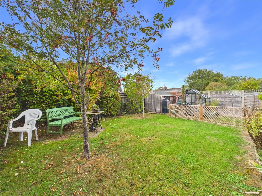 Property photo 3 of 16 Picture No. 33