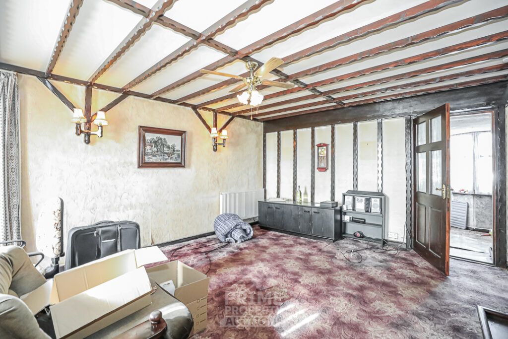 Property photo 2 of 26