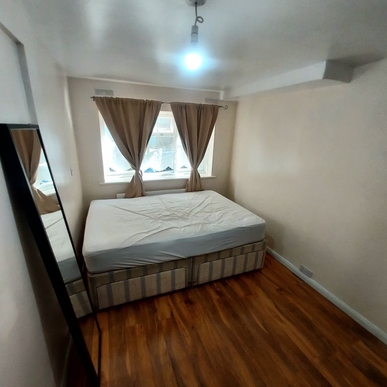 Property photo 2 of 3