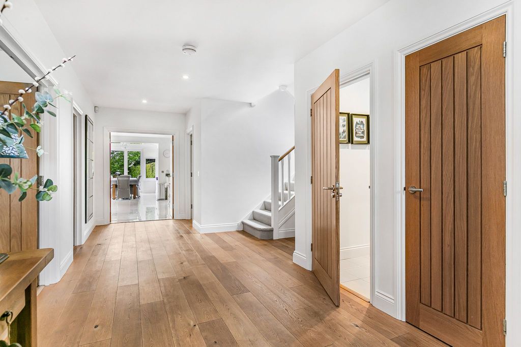 Additional image 5 of 5 bed detached house for saleGeorges Wood Road, Brookmans Park, Hatfield AL9