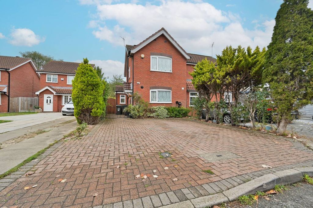 Property photo 1 of 13